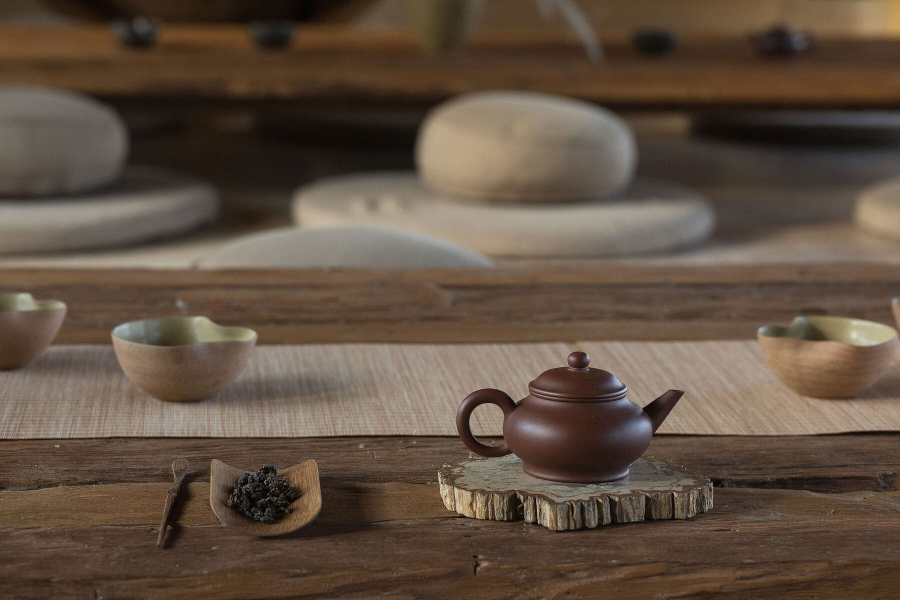 The tea table set before the day